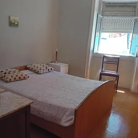 Quartos Santini Marques *